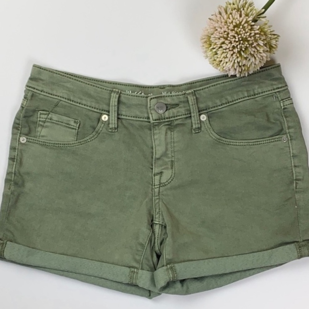 MOSSIMO SUPPLY OLIVE MID RISE MIDI SHORTS, 25 NWOT
